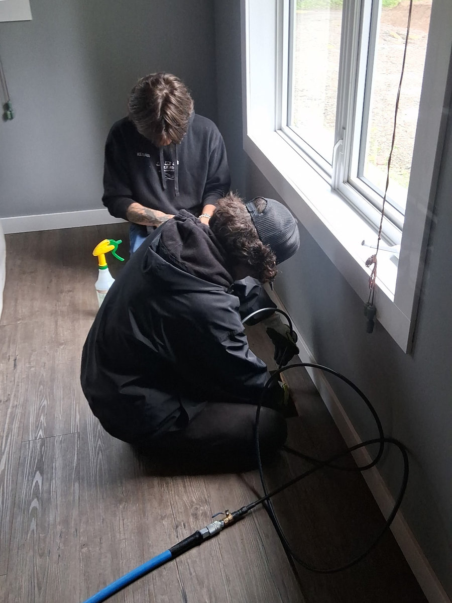 Air brushing a supply vent